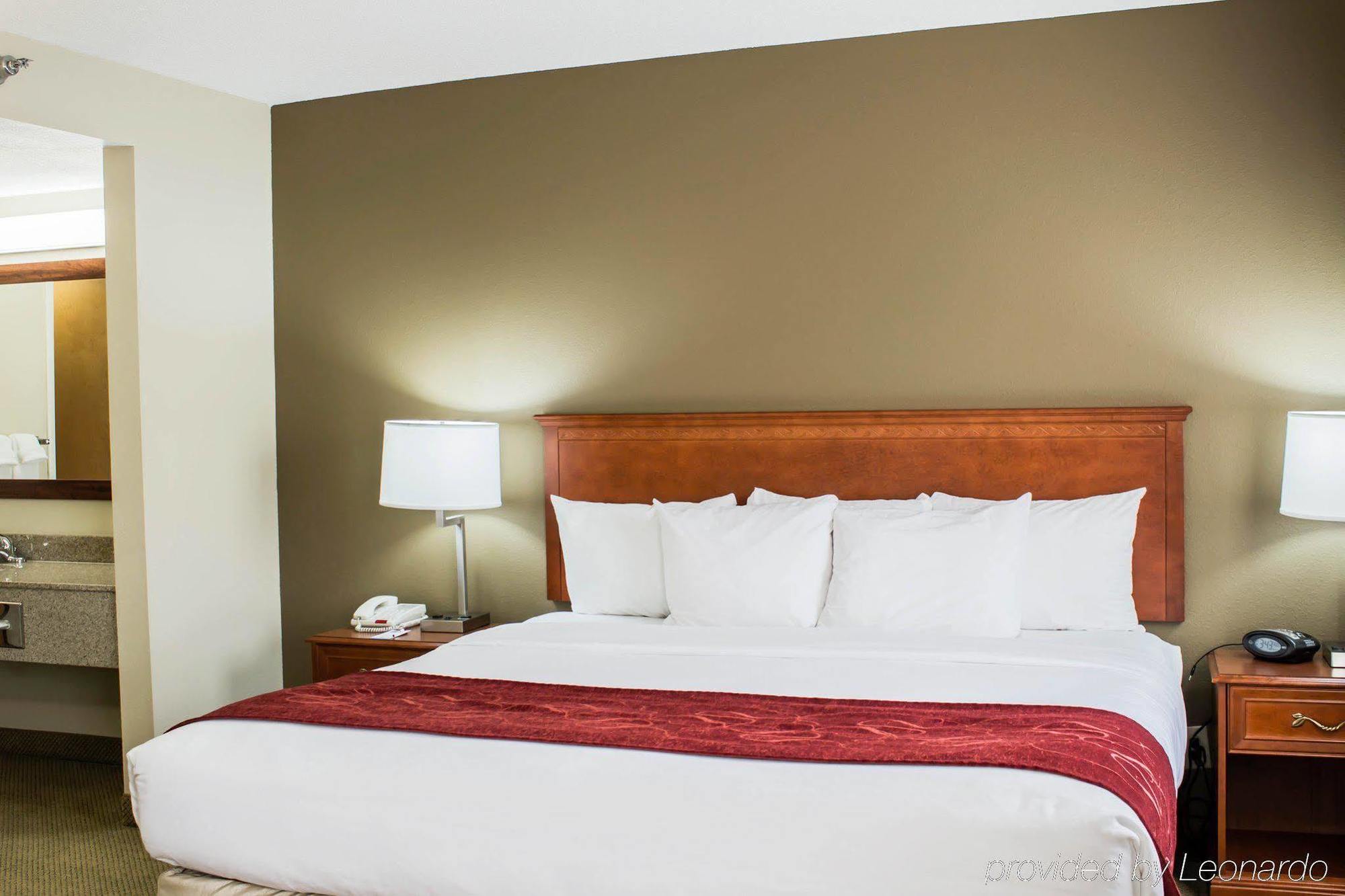 Four Points By Sheraton Raleigh Arena Exterior foto