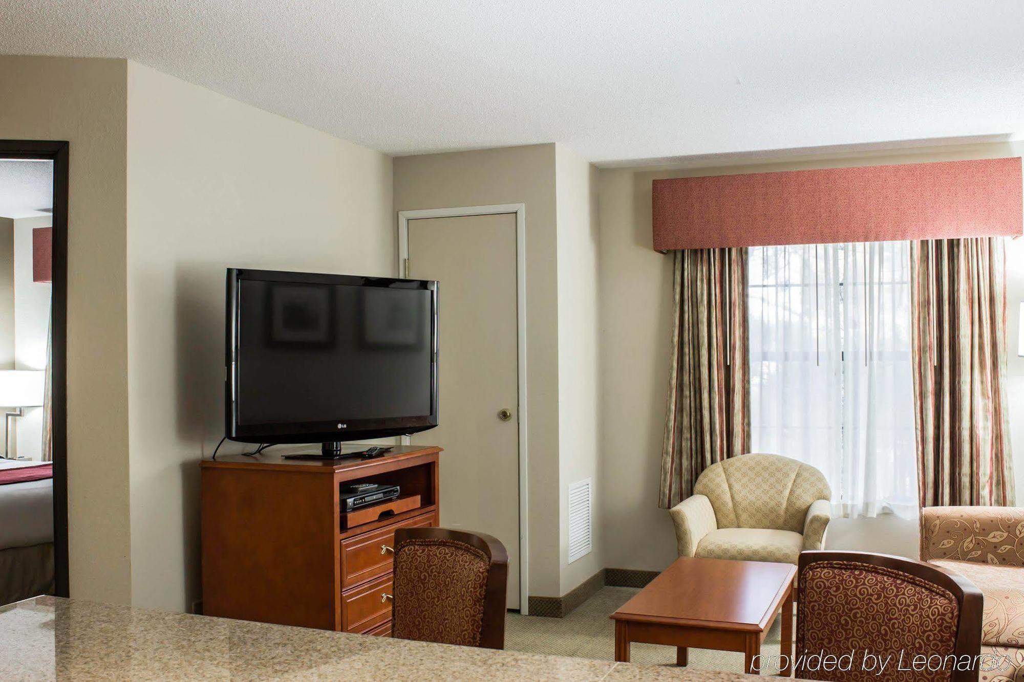 Four Points By Sheraton Raleigh Arena Exterior foto